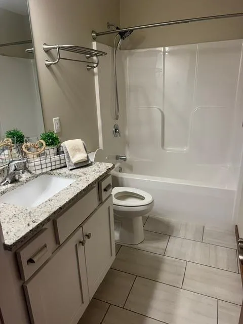 147 Highland Circle Zumbrota, MN 55992