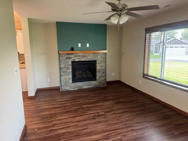 147 Highland Circle Zumbrota, MN 55992