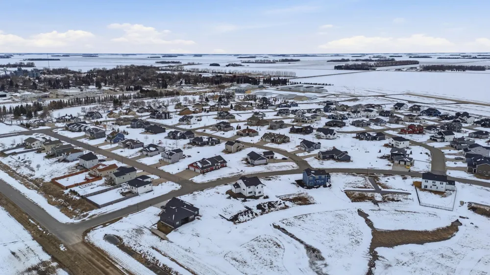 517 Prairie Parkway Kindred, ND 58051