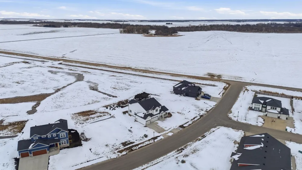 517 Prairie Parkway Kindred, ND 58051
