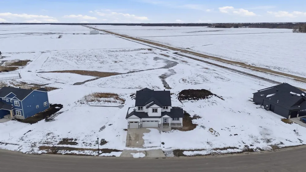 517 Prairie Parkway Kindred, ND 58051
