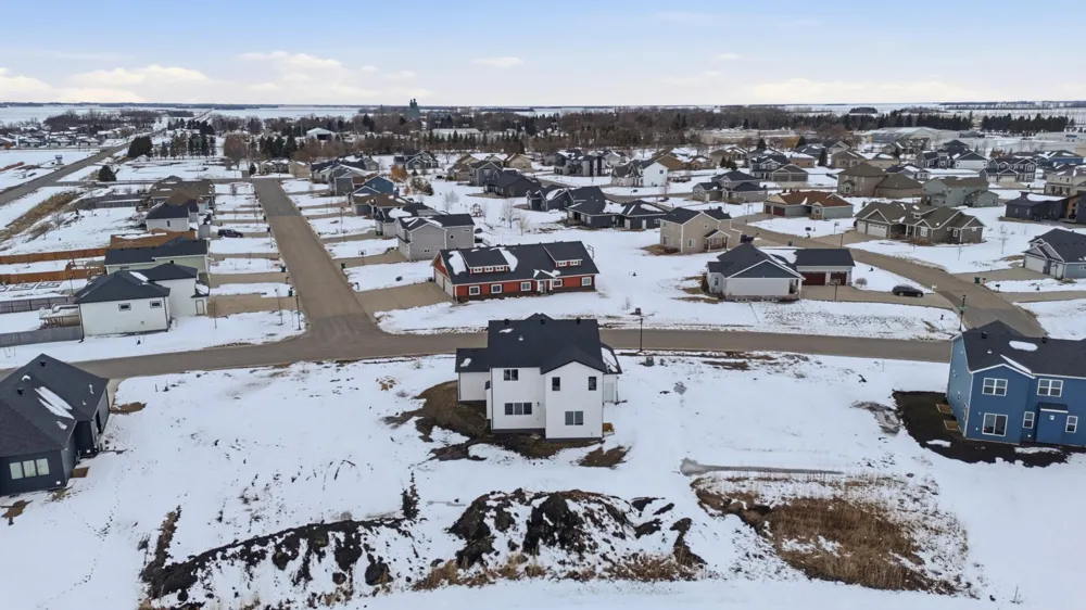 517 Prairie Parkway Kindred, ND 58051
