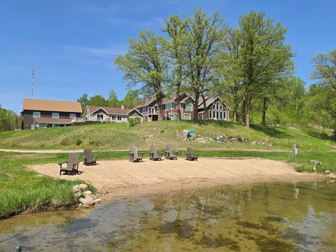 39672 Utopia Bay Lane