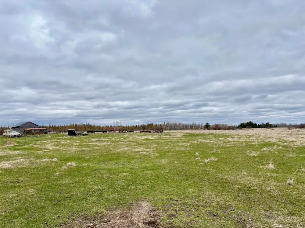 3451 Hay Creek Road SE Baudette, MN 56623