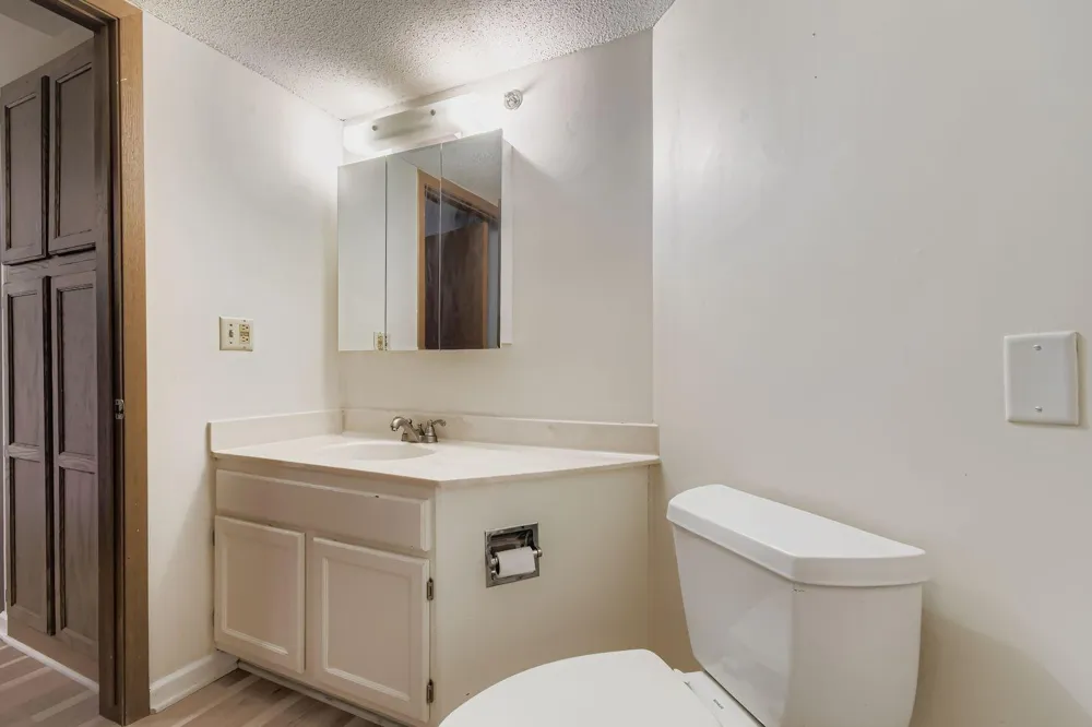 6500 Woodlake Drive #401 Richfield, MN 55423