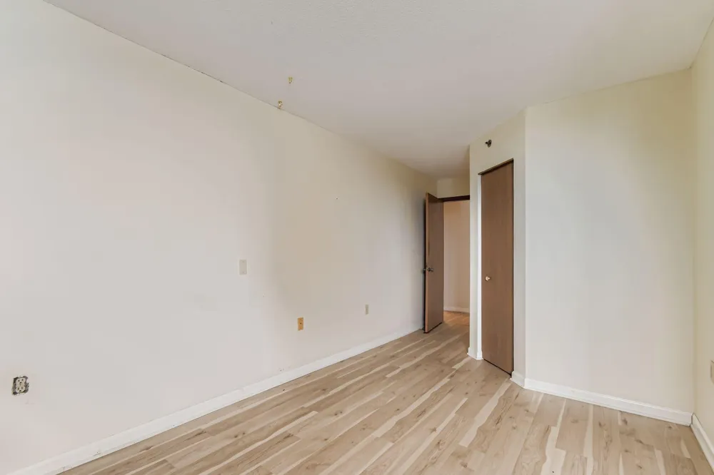 6500 Woodlake Drive #401 Richfield, MN 55423