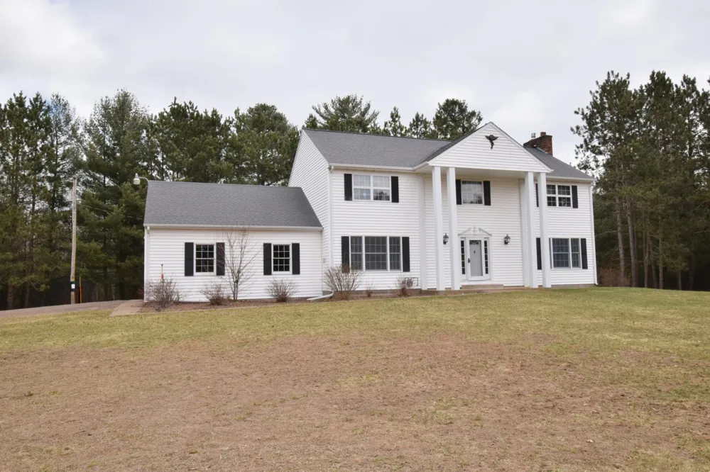 24344 Old 35 Siren, WI 54872