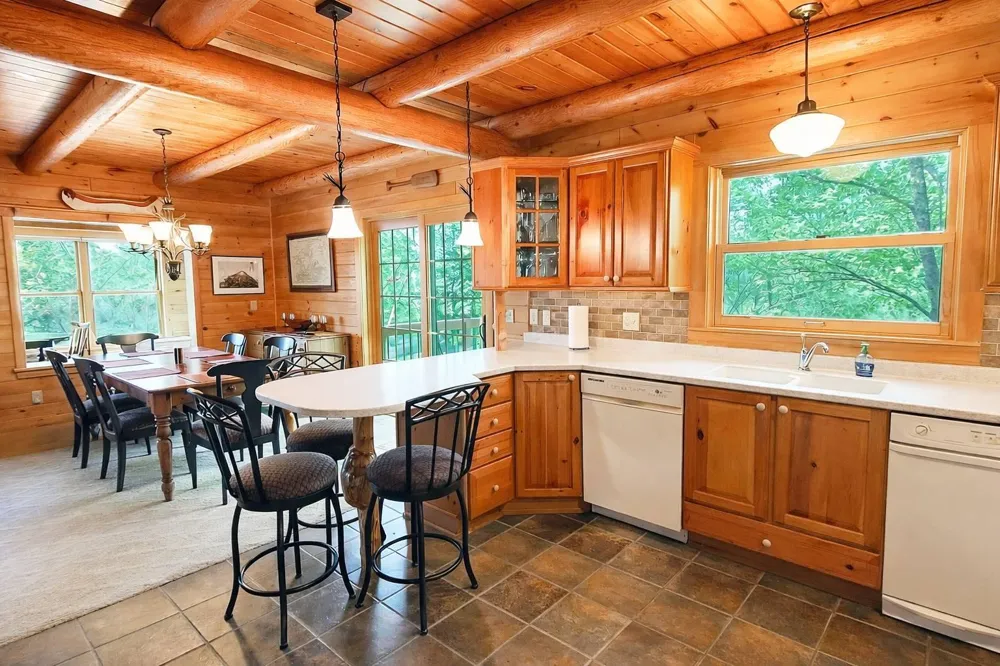 2357 Retreat Lodge Road Cook, MN 55723