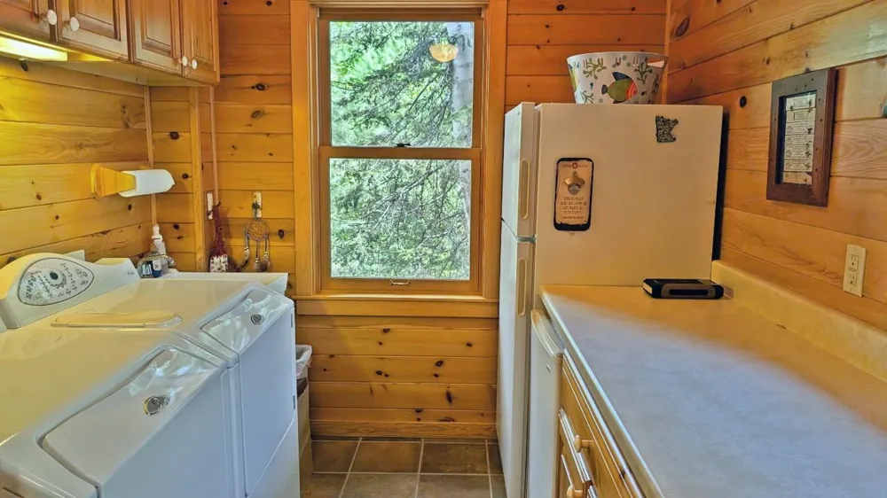 2357 Retreat Lodge Road Cook, MN 55723