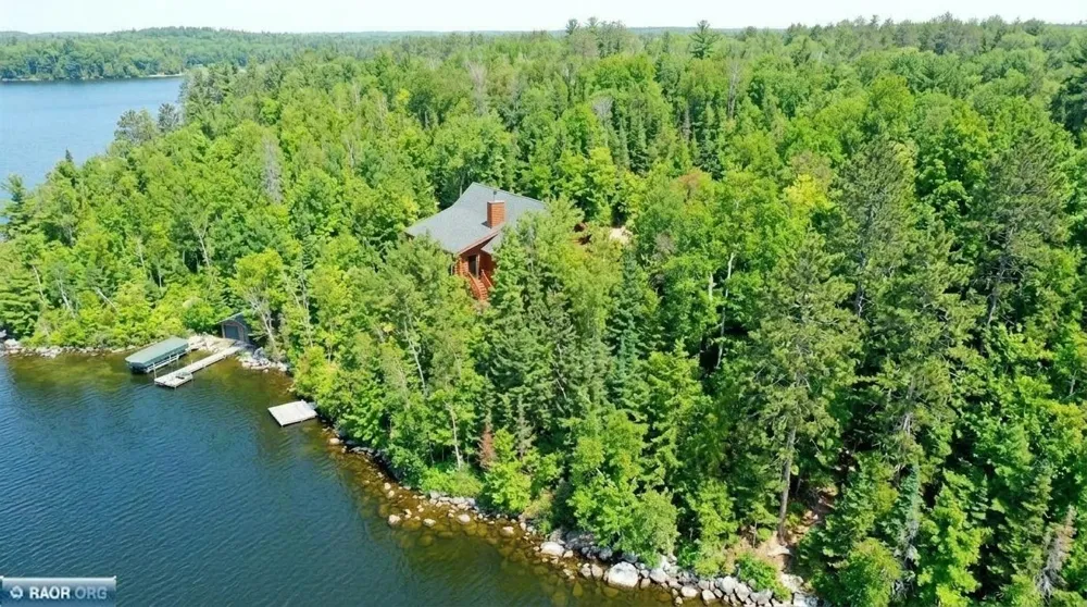 2357 Retreat Lodge Road Cook, MN 55723