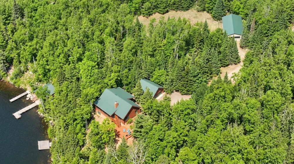 2357 Retreat Lodge Road Cook, MN 55723