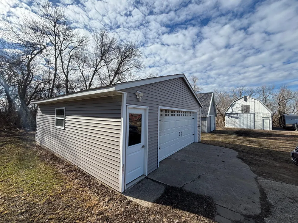20362 370th Avenue Cyrus, MN 56323