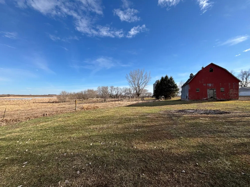20362 370th Avenue Cyrus, MN 56323