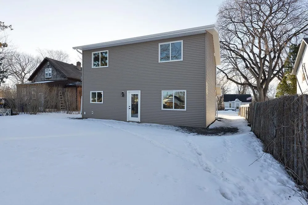 323 3rd Street Mapleton, ND 58059