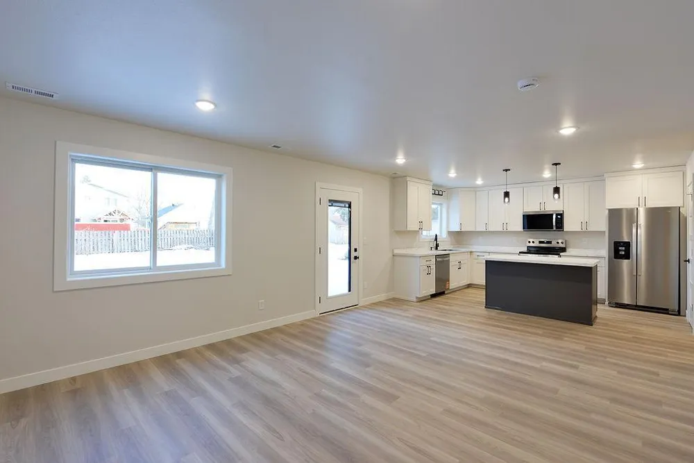 323 3rd Street Mapleton, ND 58059