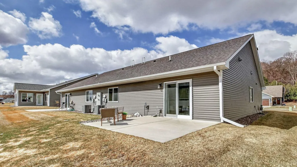 4881 Field Crest Lane Eau Claire, WI 54701