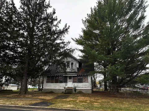 315 2nd Street SE