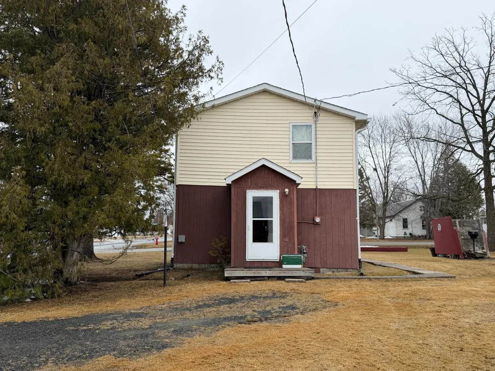 1702 1st Avenue International Falls, MN 56649