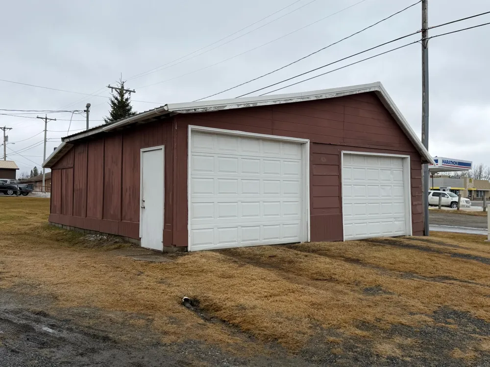 1702 1st Avenue International Falls, MN 56649