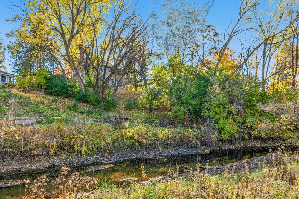 4023 Wood End Drive Edina, MN 55424