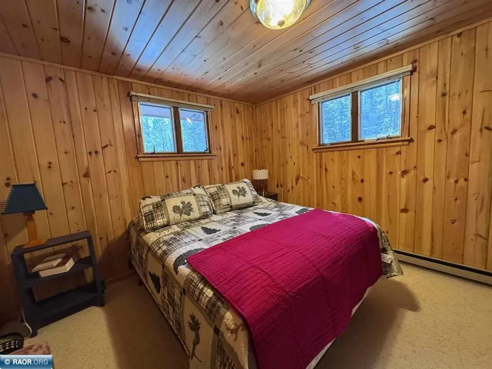8519 Peterson Road Cook, MN 55723
