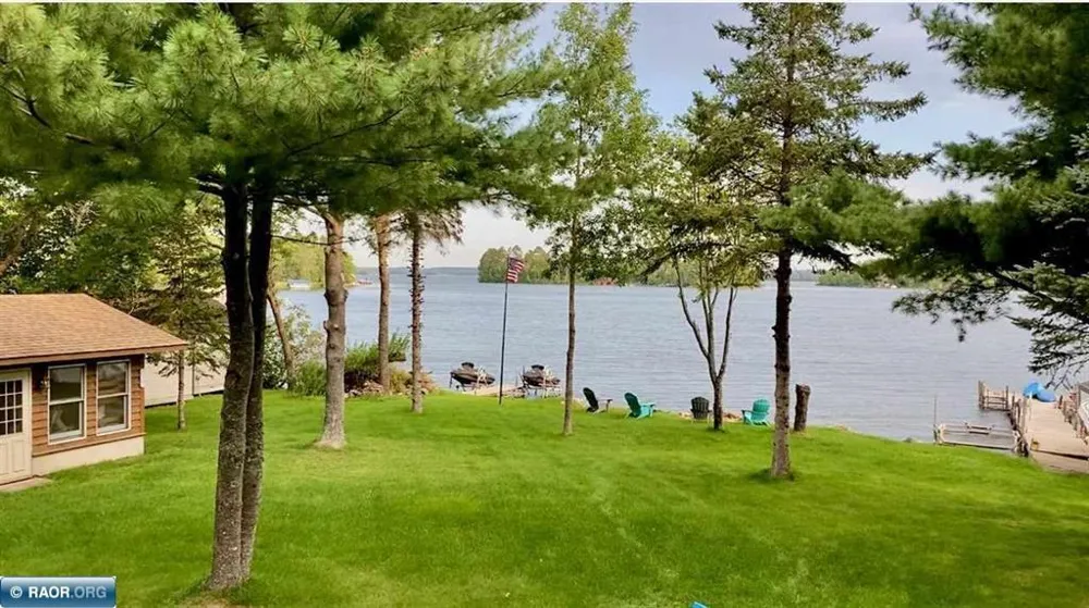 8519 Peterson Road Cook, MN 55723