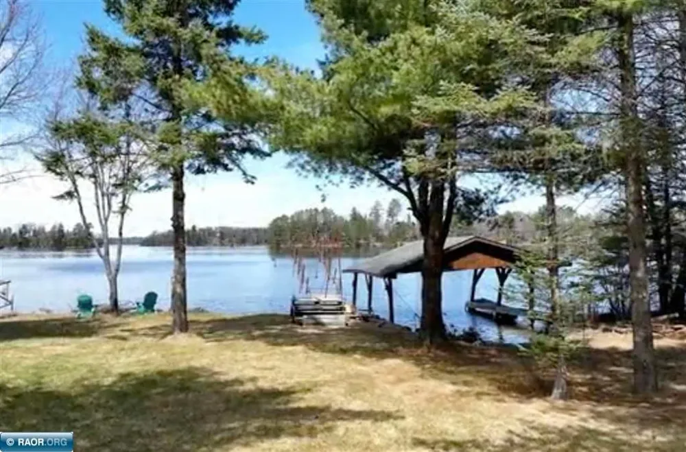 8519 Peterson Road Cook, MN 55723