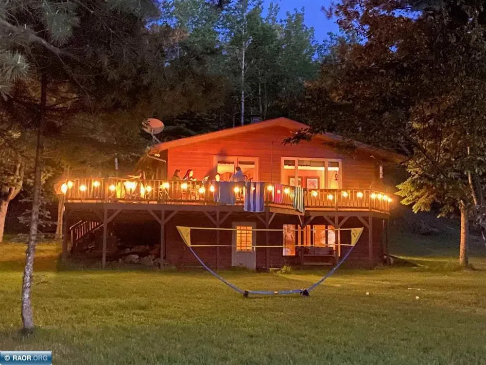8519 Peterson Road Cook, MN 55723