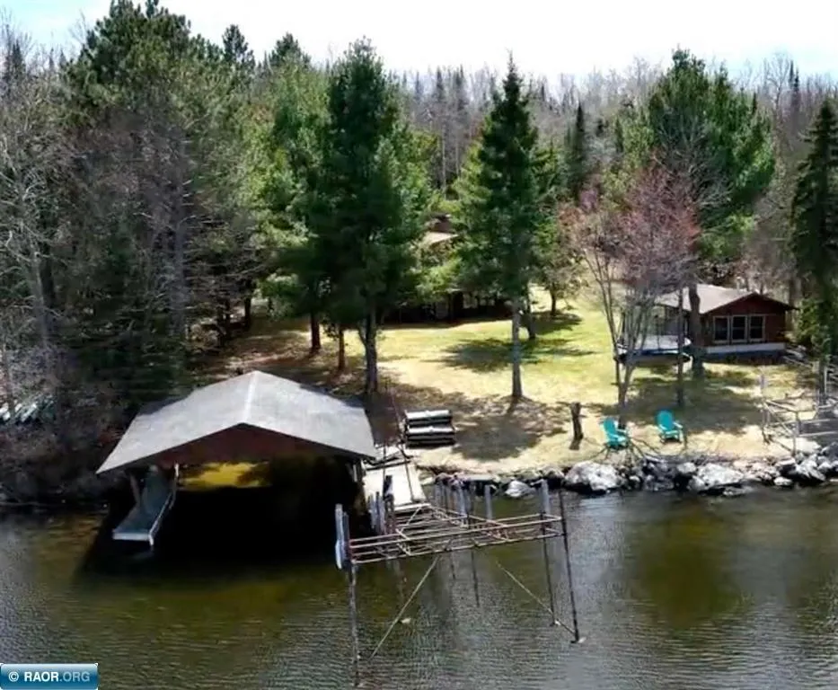 8519 Peterson Road Cook, MN 55723