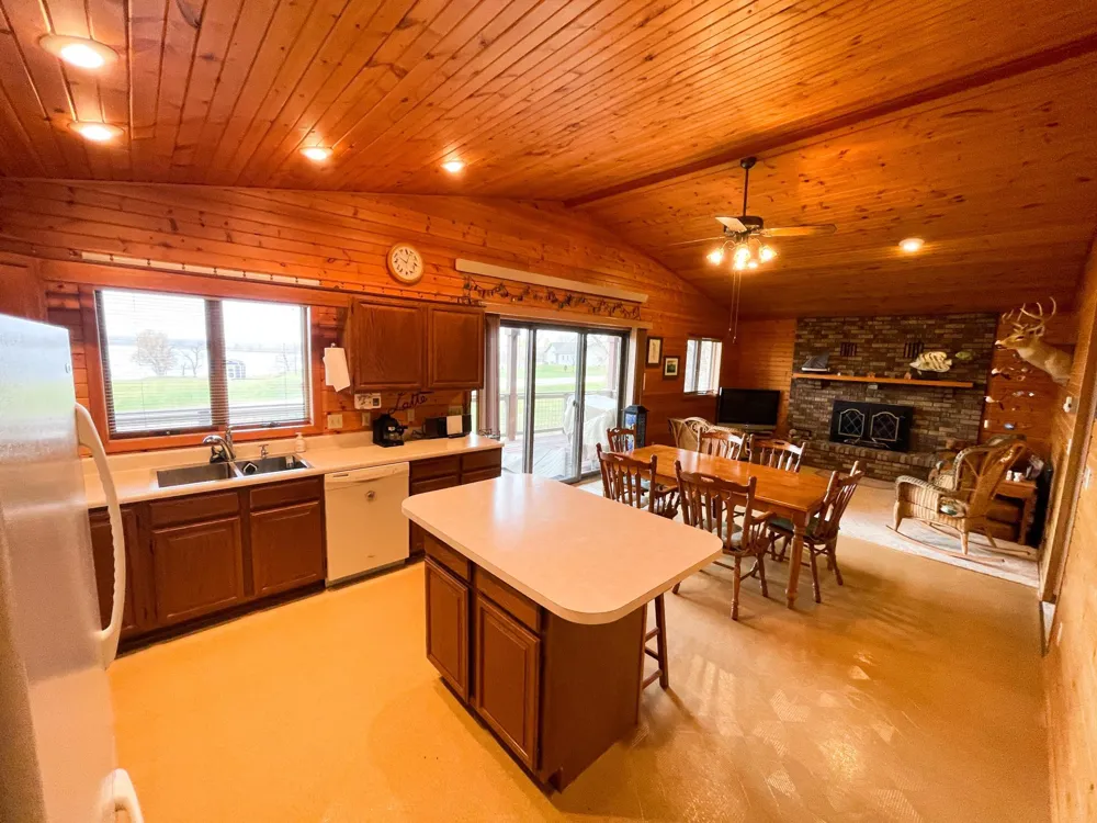 27392 Oak Point Road Elbow Lake, MN 56531