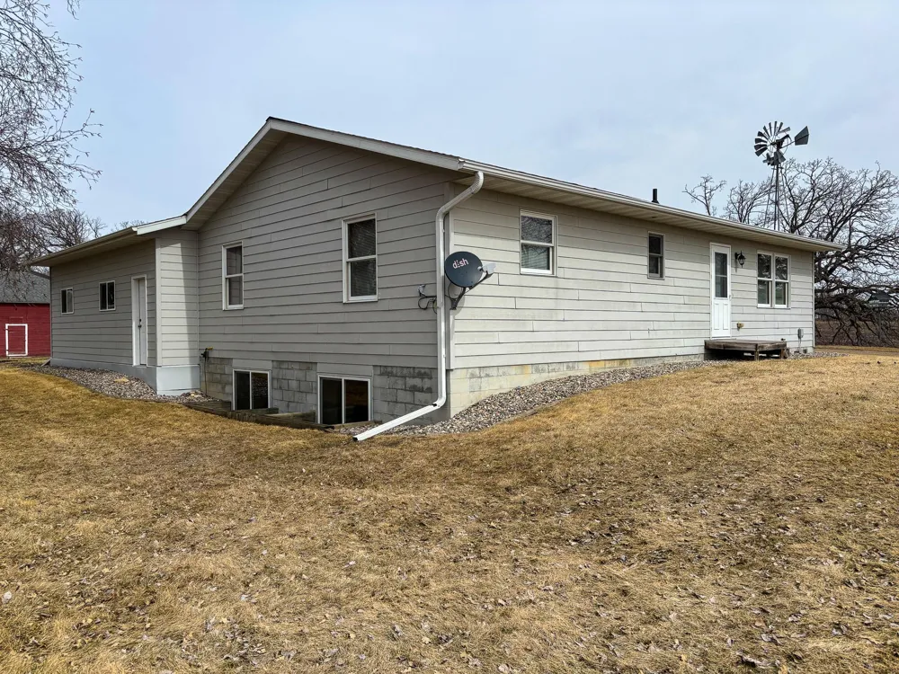 32807 200th Street Underwood, MN 56586