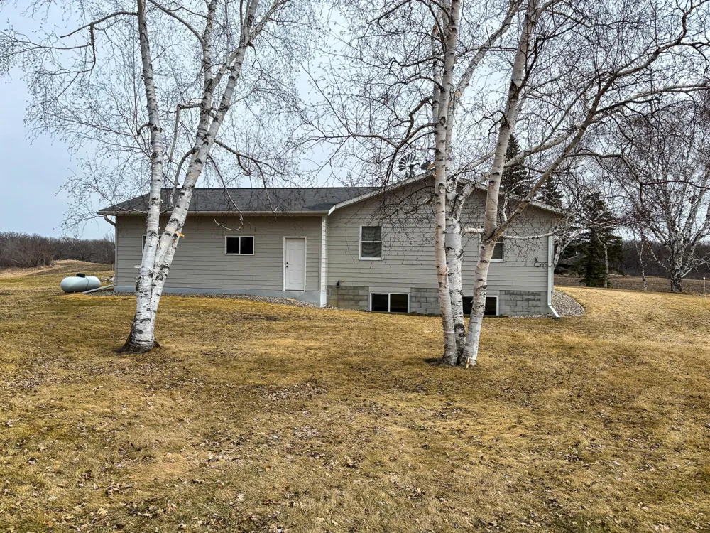 32807 200th Street Underwood, MN 56586