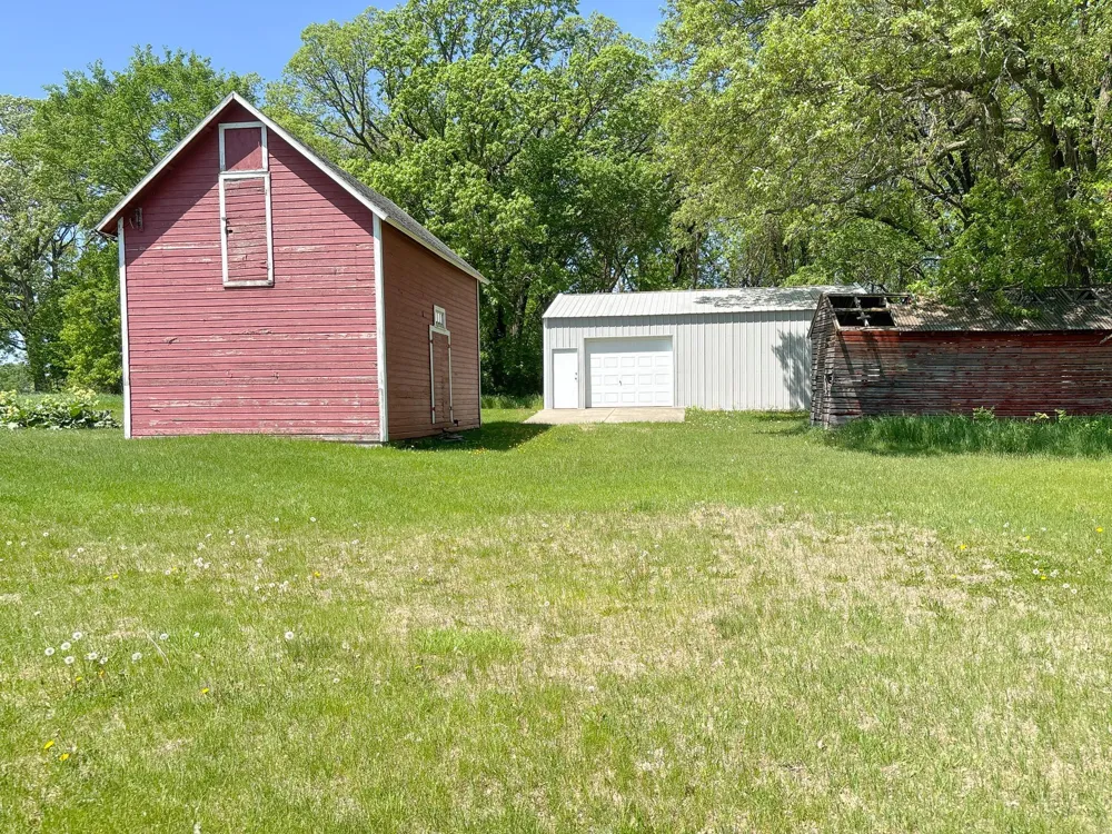 32807 200th Street Underwood, MN 56586