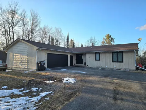 312 Shorewood Drive