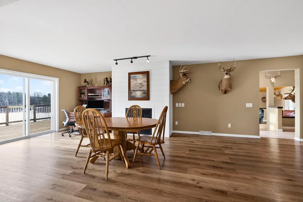N3474 Fenander Road Sarona, WI 54870