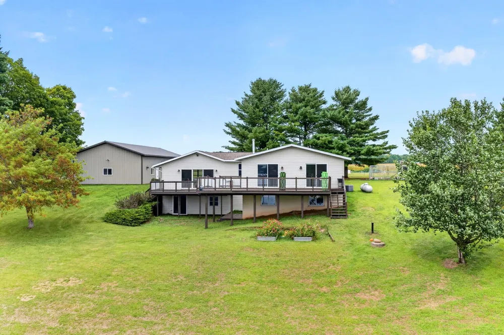 N3474 Fenander Road Sarona, WI 54870