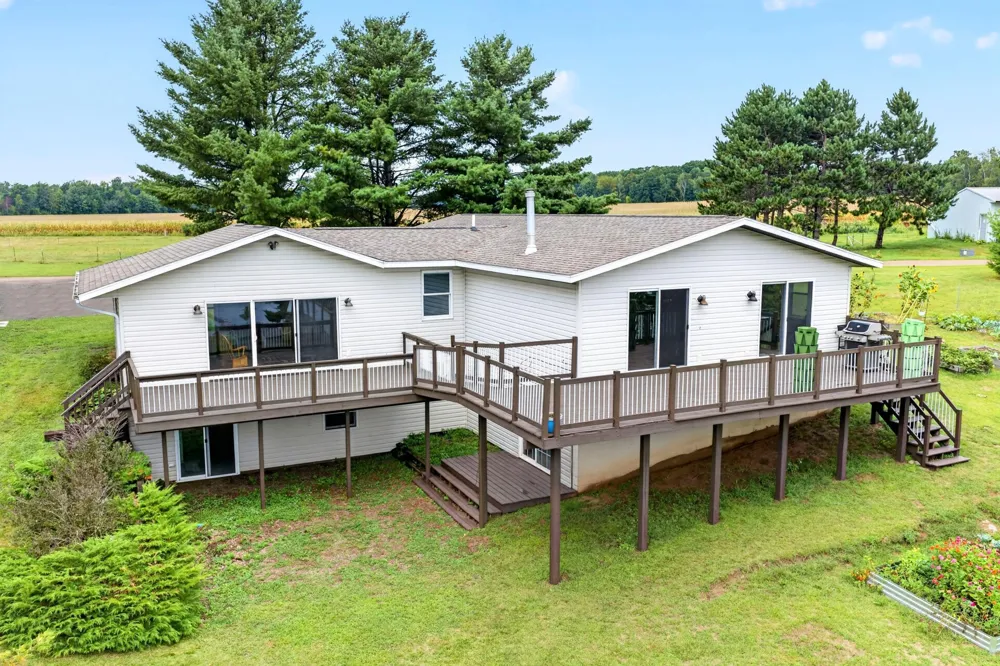 N3474 Fenander Road Sarona, WI 54870