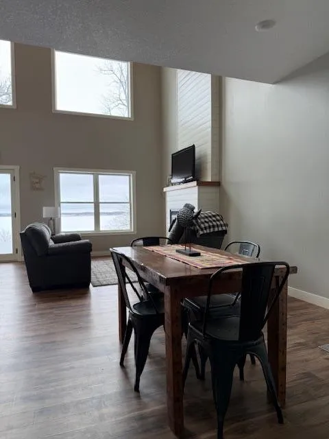 44555 Crystal Hills Way Pelican Rapids, MN 56572