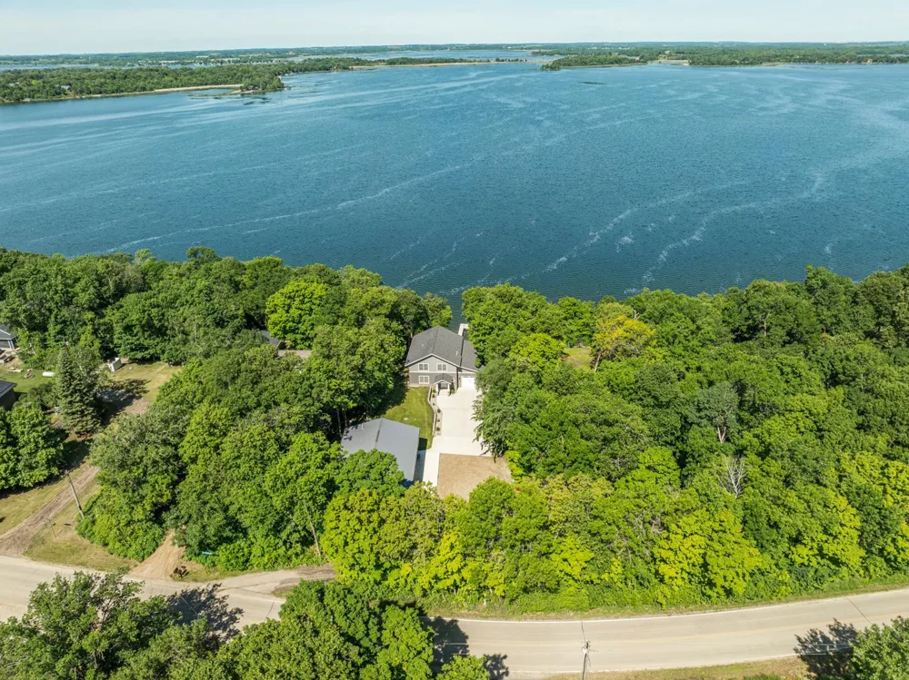 44555 Crystal Hills Way Pelican Rapids, MN 56572