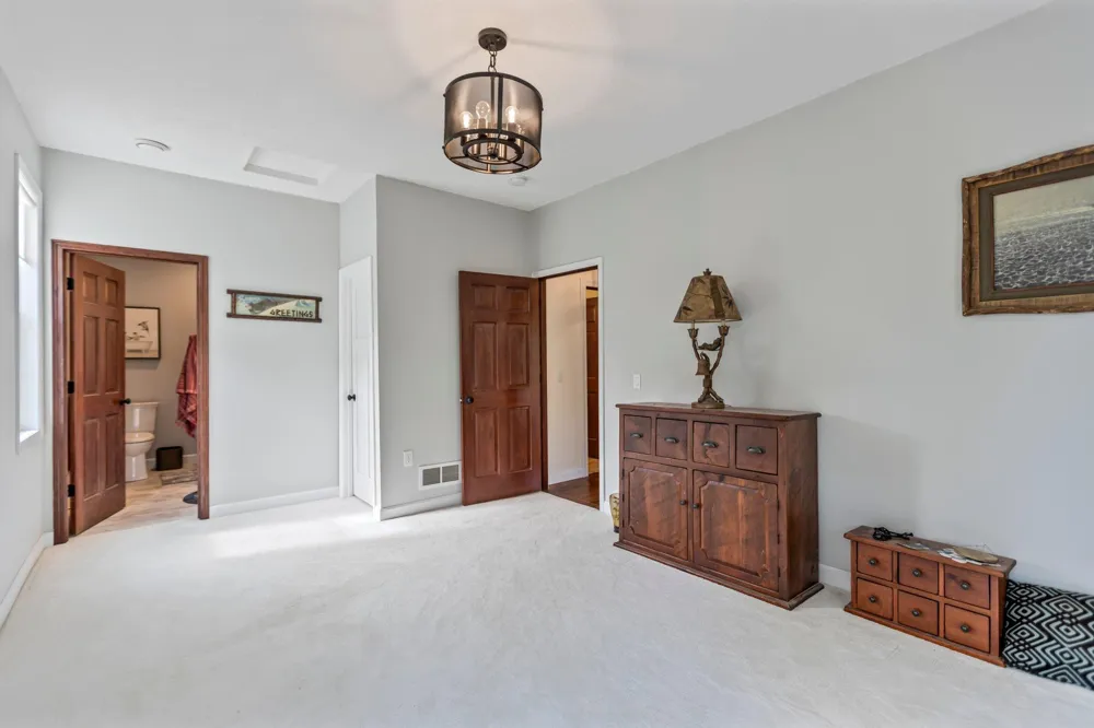 305 1st Street NE Morristown, MN 55052