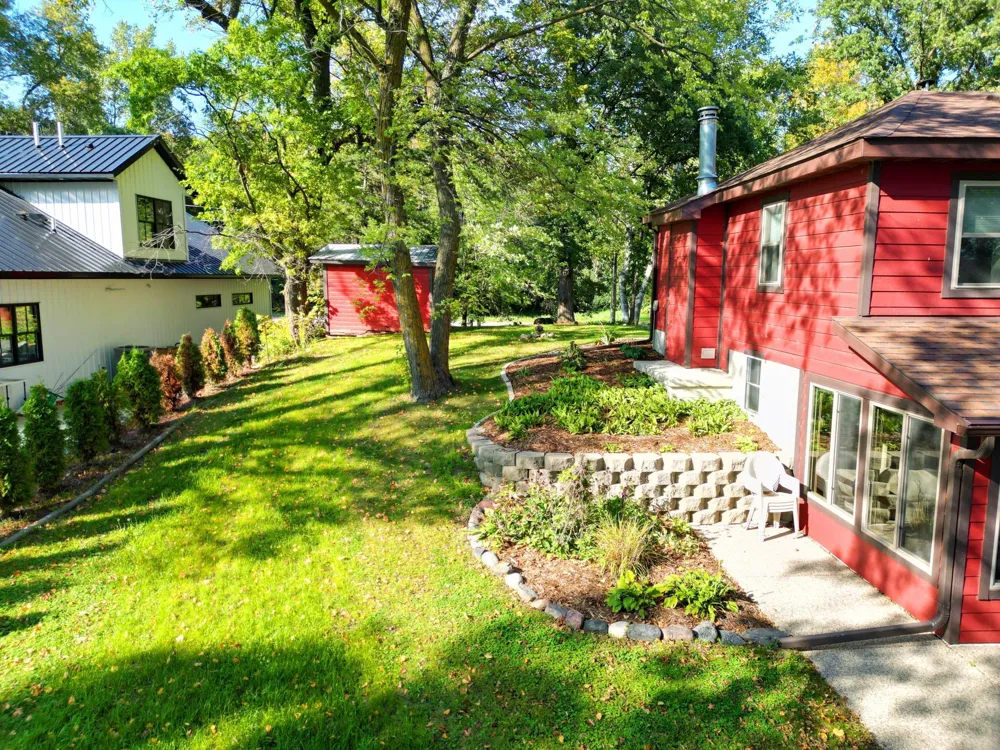 6567 150th Avenue NE Spicer, MN 56288