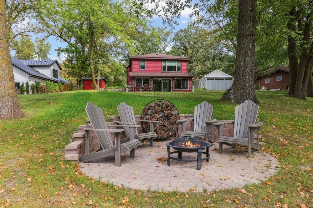 6567 150th Avenue NE Spicer, MN 56288
