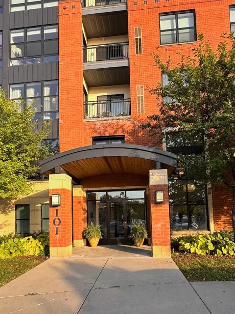101 Saint Olaf Avenue #402