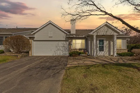 15215 Greenhaven Way