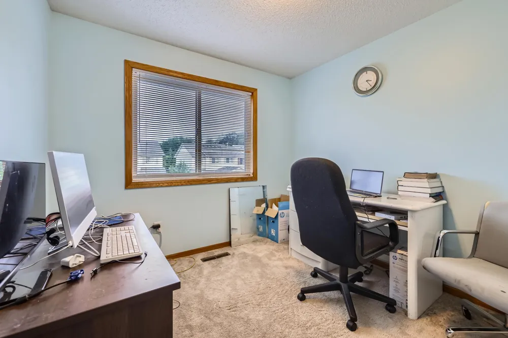 915 Harmony Path Norwood Young America, MN 55397