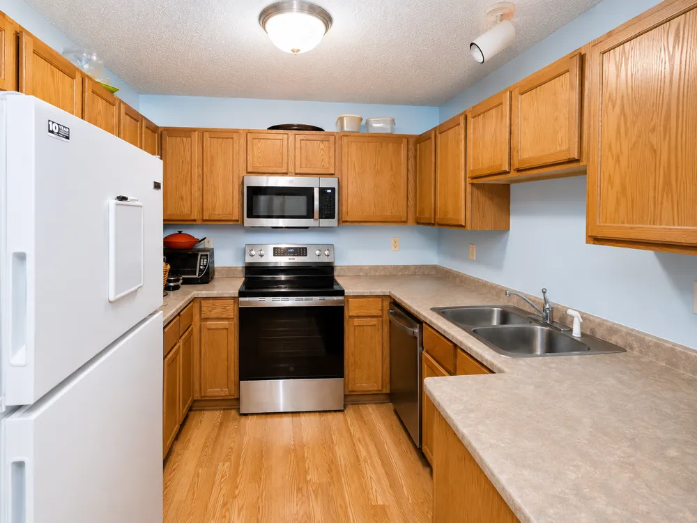 915 Harmony Path Norwood Young America, MN 55397