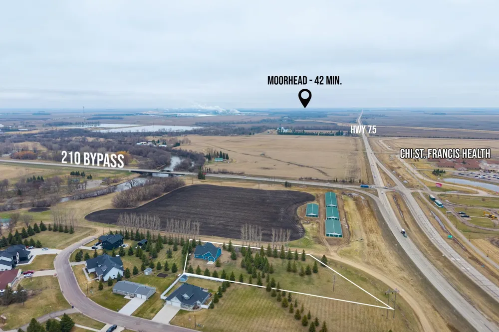 209 Woodcrest Drive Breckenridge, MN 56520