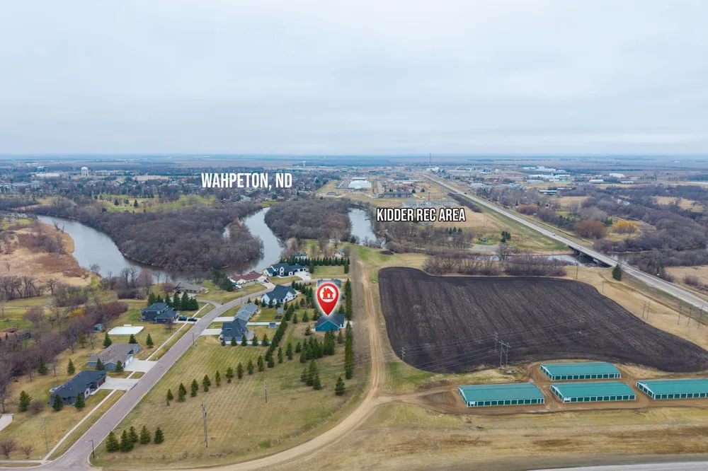 209 Woodcrest Drive Breckenridge, MN 56520