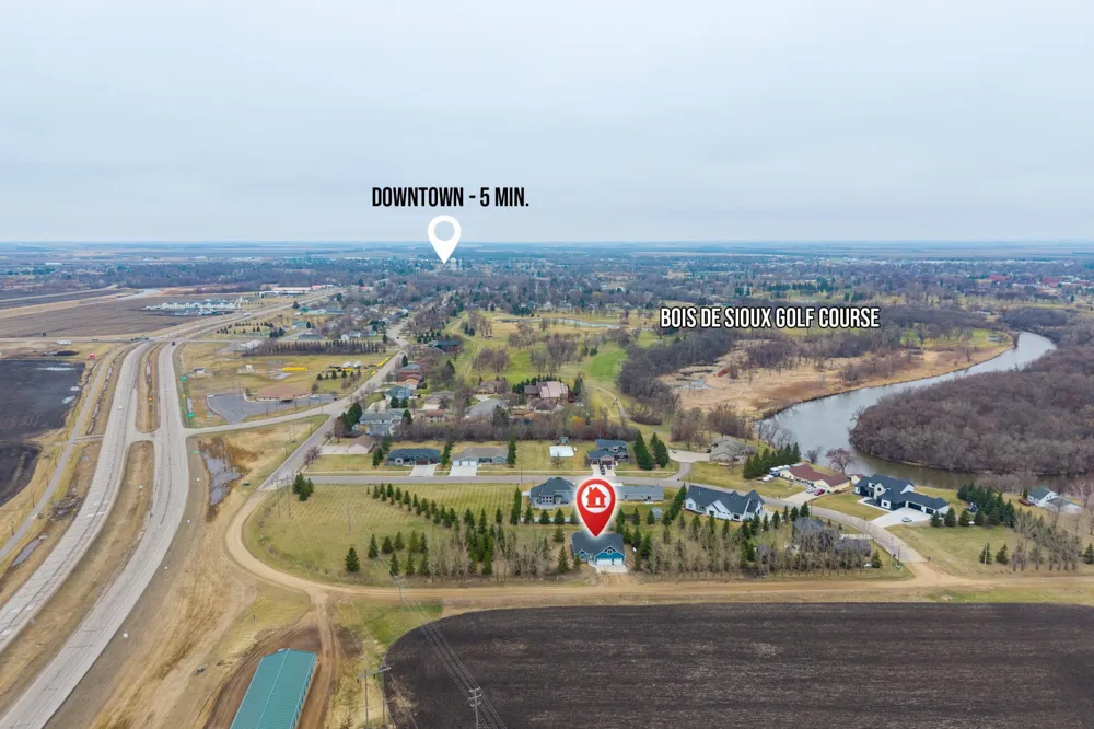 209 Woodcrest Drive Breckenridge, MN 56520