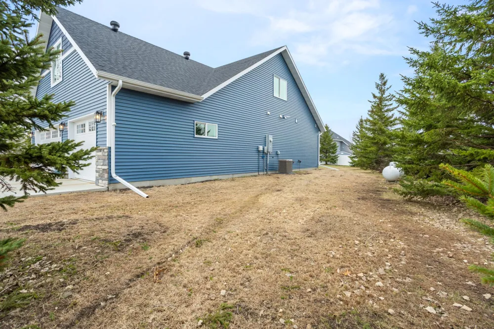 209 Woodcrest Drive Breckenridge, MN 56520